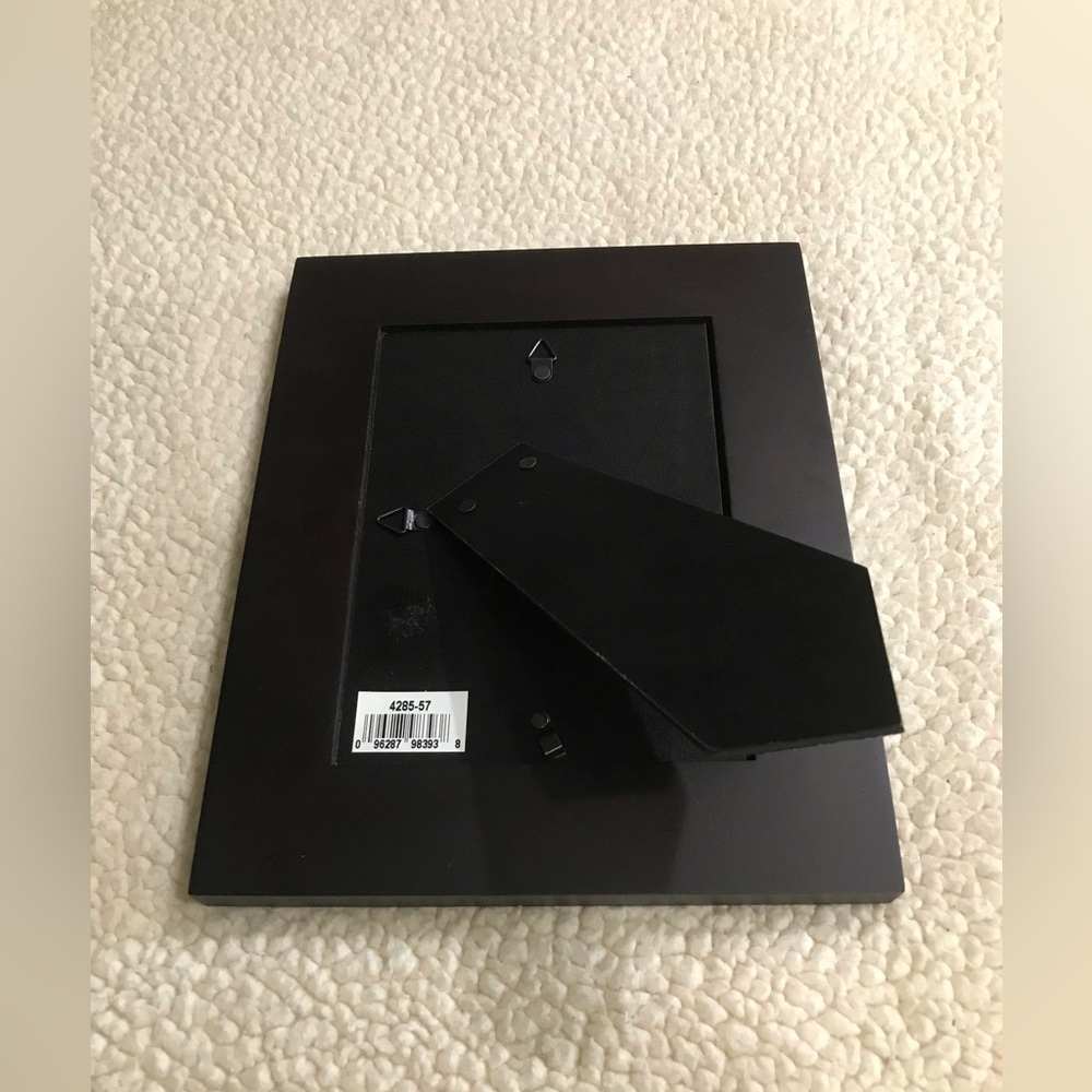 Eco by Malden 5 x 7 Wood Photo Frame NWT
Picture Photo Wood Frame Decor - Picture 10 of 11
